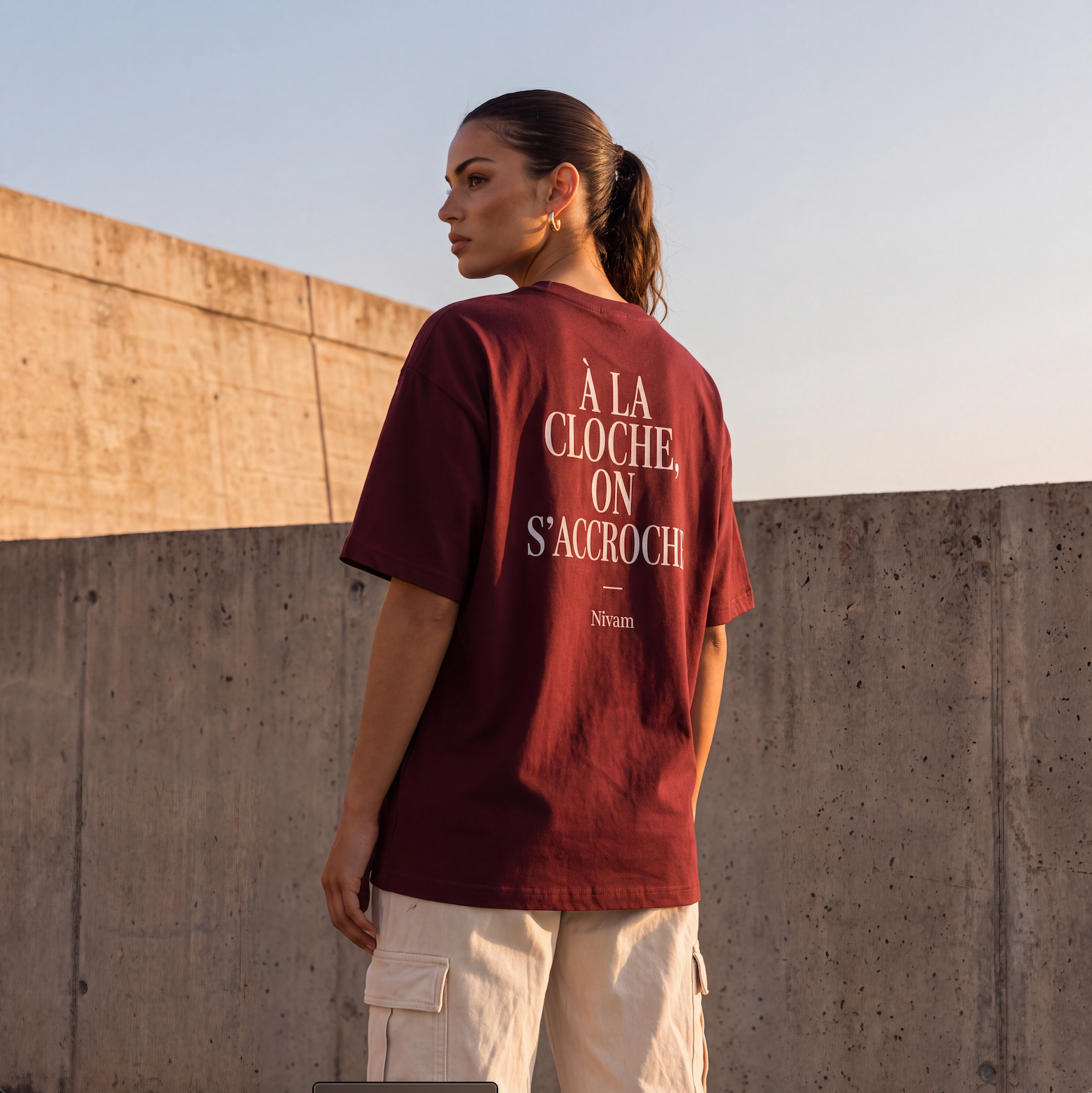 T-shirt Nívam « À la cloche, on s’accroche » — Unisexe